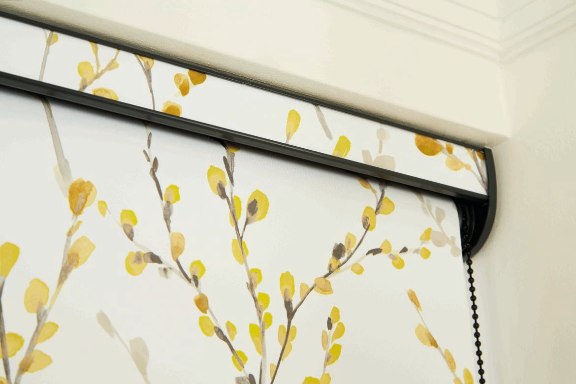 Load image into Gallery viewer, Roller Shades- 32x36 Inch
